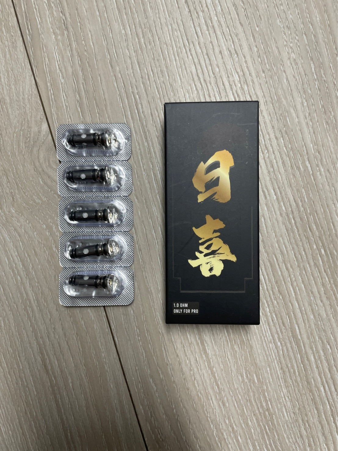原廠正品 Airscream Airegg 艾蛋 900mAh 小煙主機